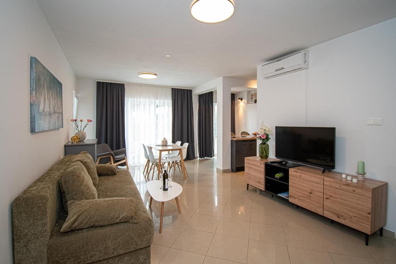 Beachfront Apartments Gabine Kaštela المظهر الخارجي الصورة