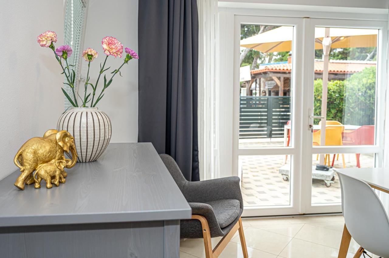 Beachfront Apartments Gabine Kaštela المظهر الخارجي الصورة