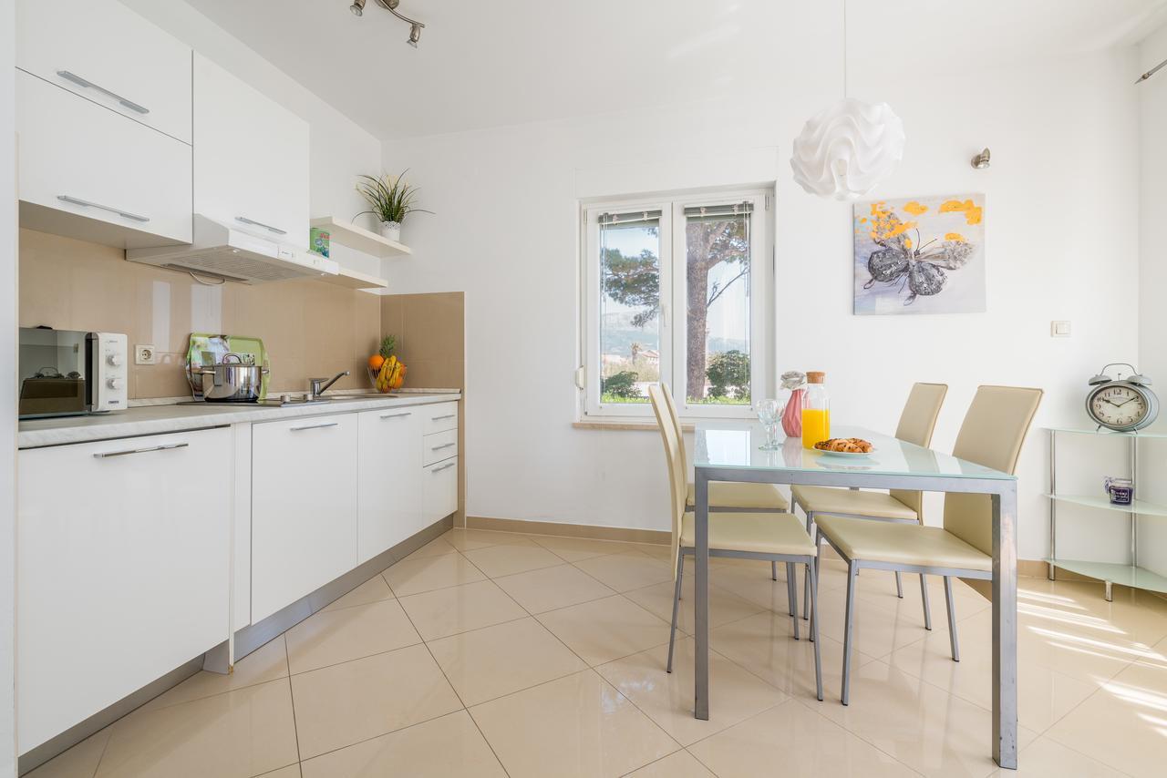 Beachfront Apartments Gabine Kaštela المظهر الخارجي الصورة