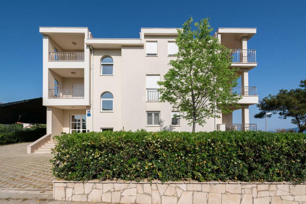 Beachfront Apartments Gabine Kaštela المظهر الخارجي الصورة
