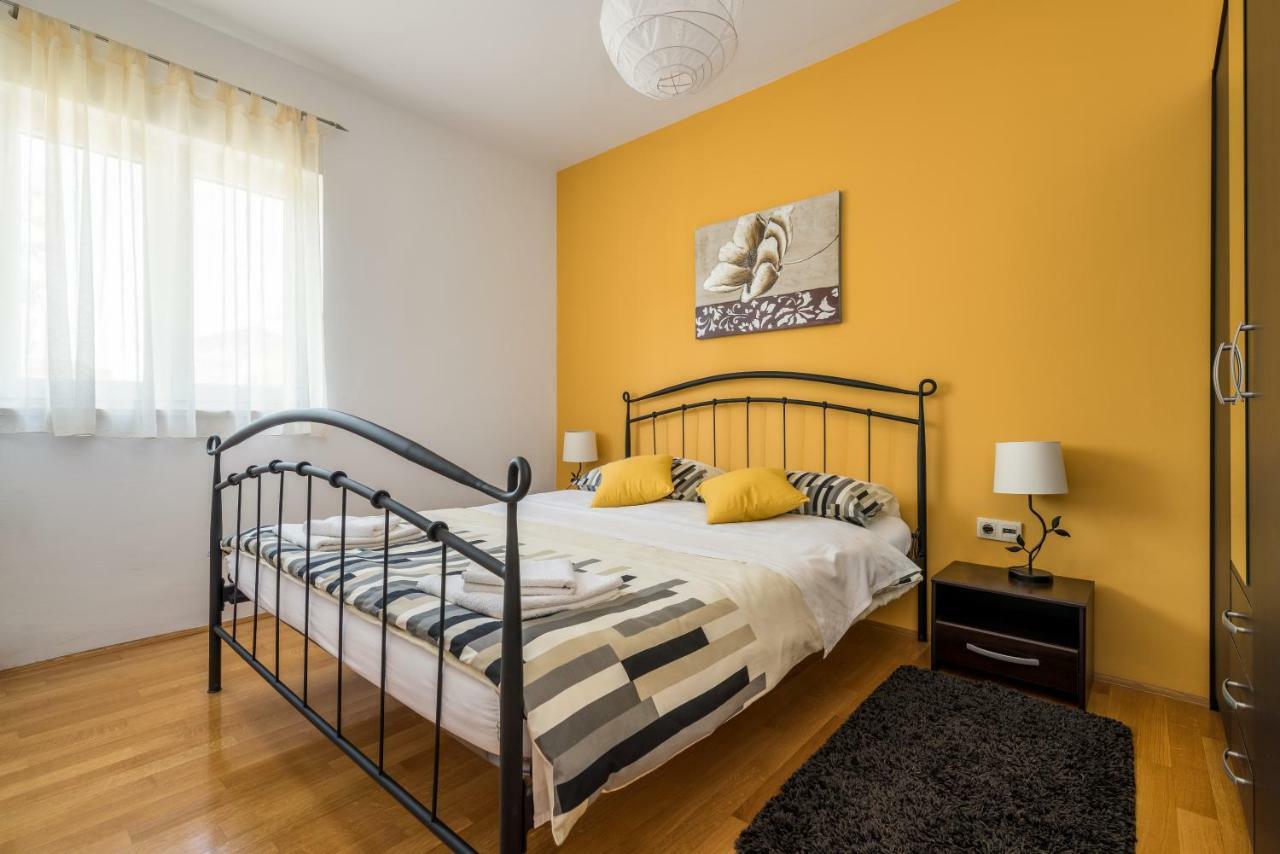 Beachfront Apartments Gabine Kaštela المظهر الخارجي الصورة
