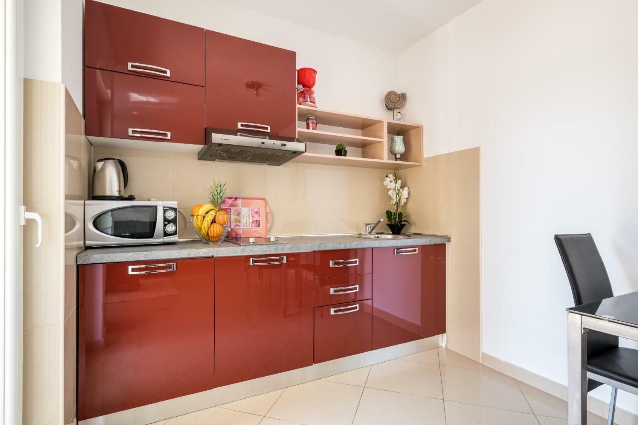 Beachfront Apartments Gabine Kaštela المظهر الخارجي الصورة