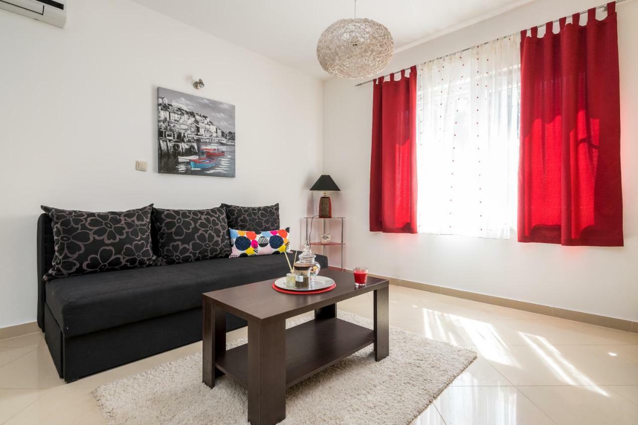 Beachfront Apartments Gabine Kaštela المظهر الخارجي الصورة